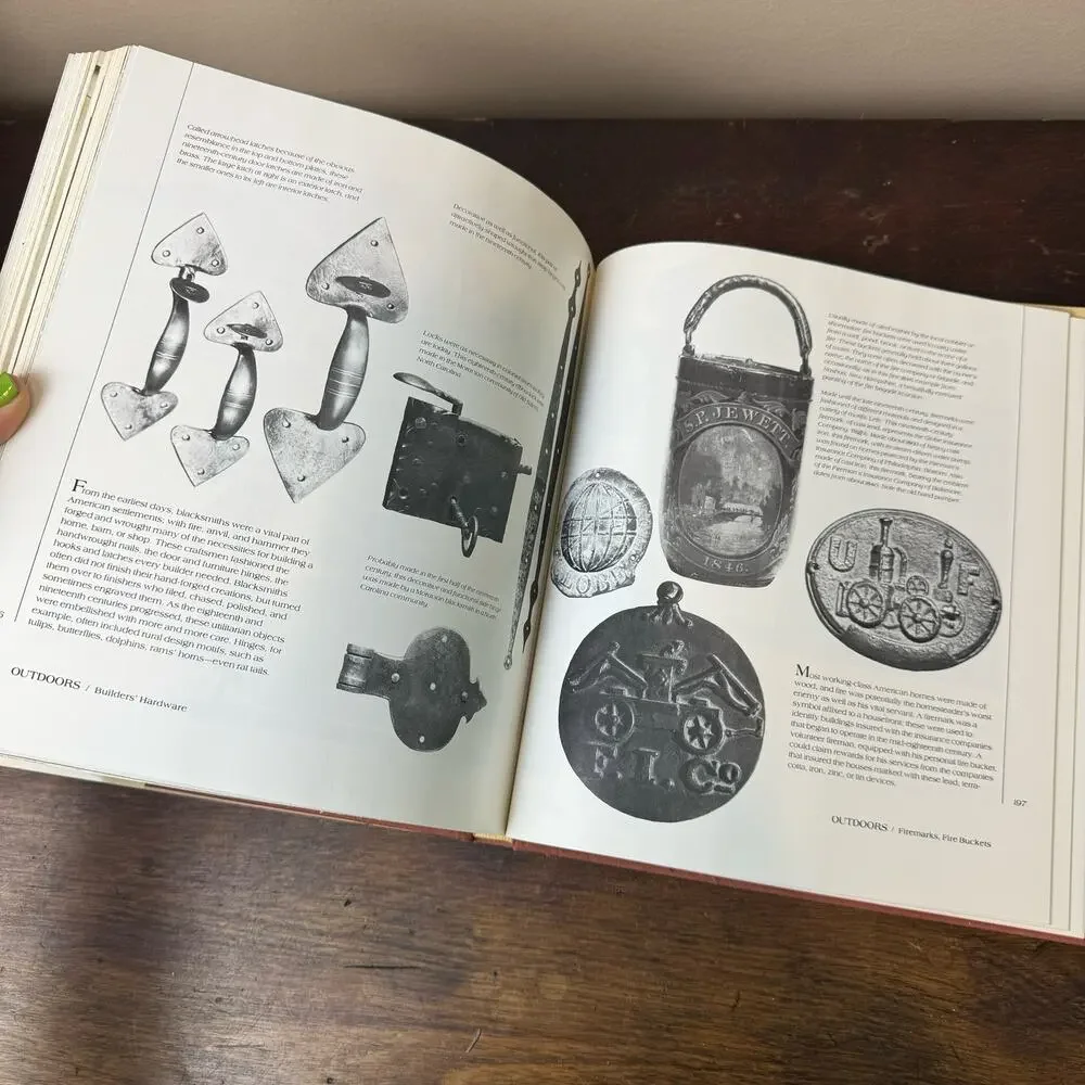 Country‎ Antiques & Collectibles 1981 Rustic Interior Design Hardback Book